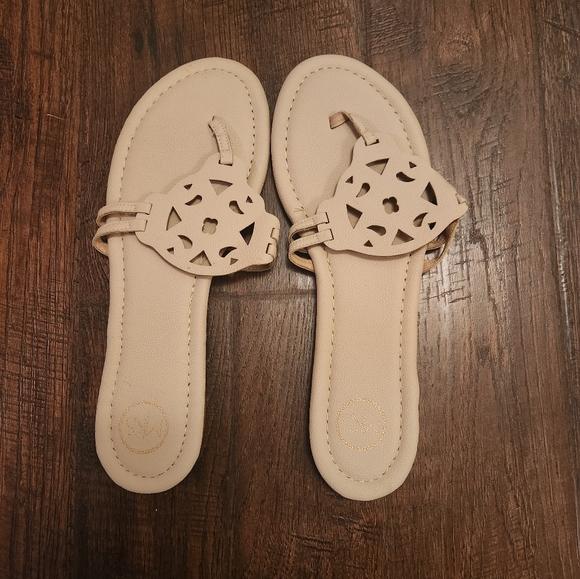 MKS Tan sandals size 10 - Picture 1 of 2